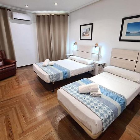 Hostal Santa Barbara Madrid Eksteriør bilde