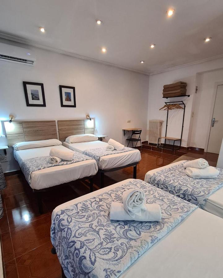 Hostal Santa Barbara Madrid Eksteriør bilde
